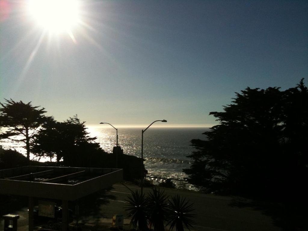 Ocean View Inn Montara Экстерьер фото